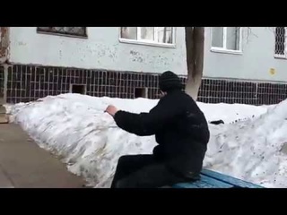Под какими наркотиками?