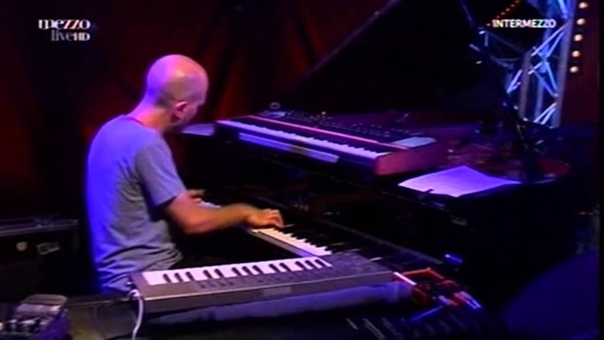 Jason LINDNER live at Jazz