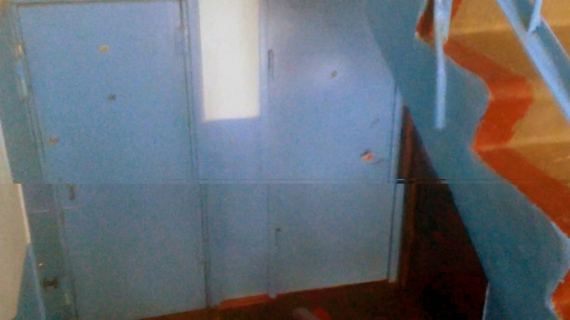 хоррор в подъезде НЕреально страшно в каждом доме есть