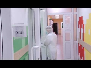Евгений Куйвашев попросил мэров отдать автомобили администраций врачам