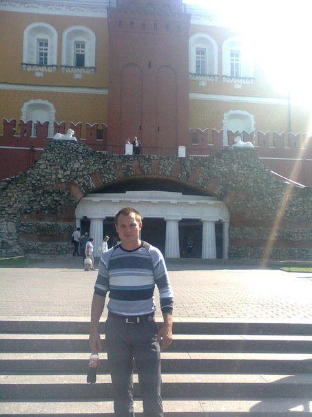 №136, Володя Сюрмин №136, Володя Сюрмин