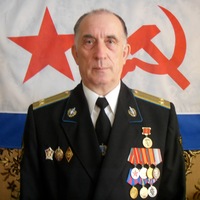 Виктор Леонов