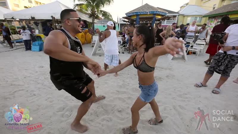 Fausto Felix Melany Mercedes Salsa Social Dancing Aventura Dance Cruise Miami