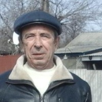 Виктор Леонов