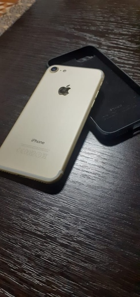 Apple iPhone 7