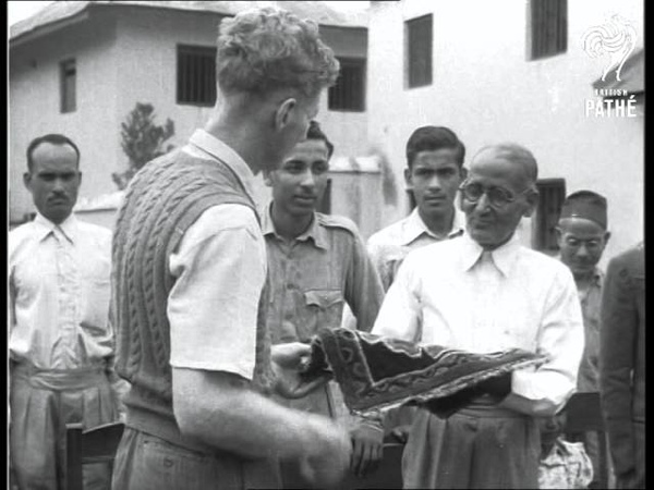 Everest Heroes Arrive