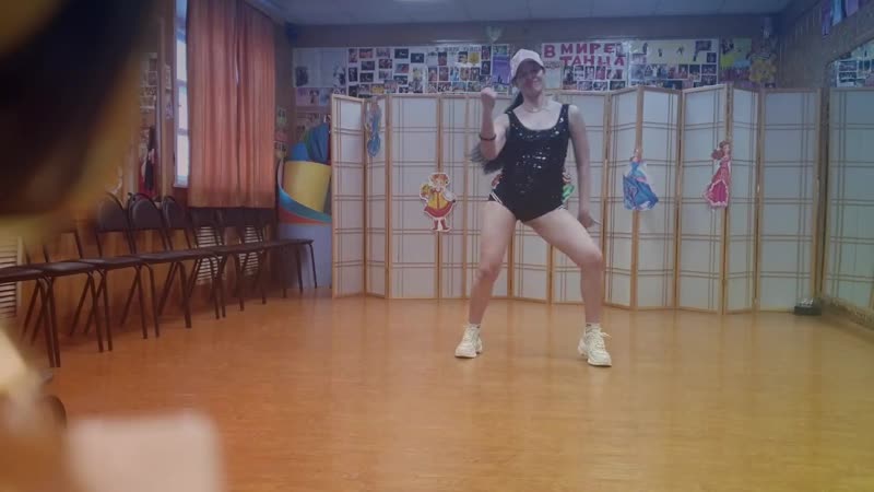 Девочка с картинки. Ирина Звягина Я балдею от этого трека,