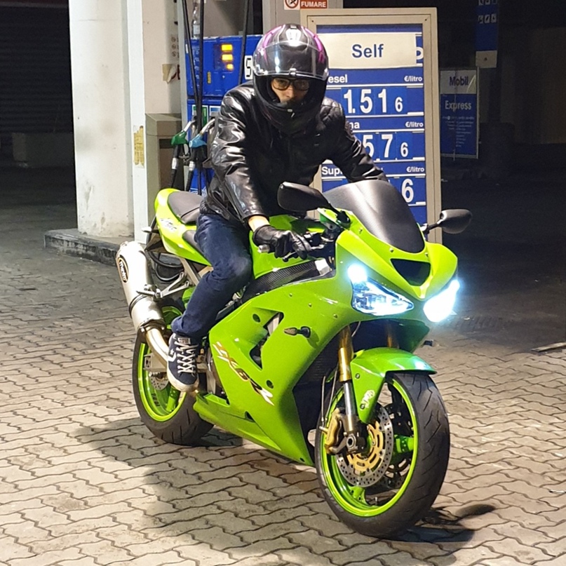 Владислав Петров | Genova