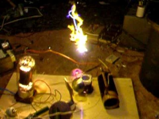 Base-fed HF VTTC on GK-71 vacuum tube