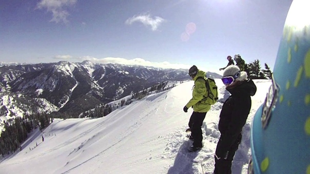 Snowboarding с Travis