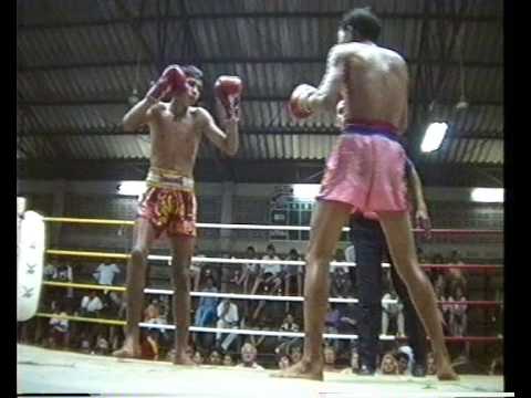 Muay Thai kickboxing on Phuket
